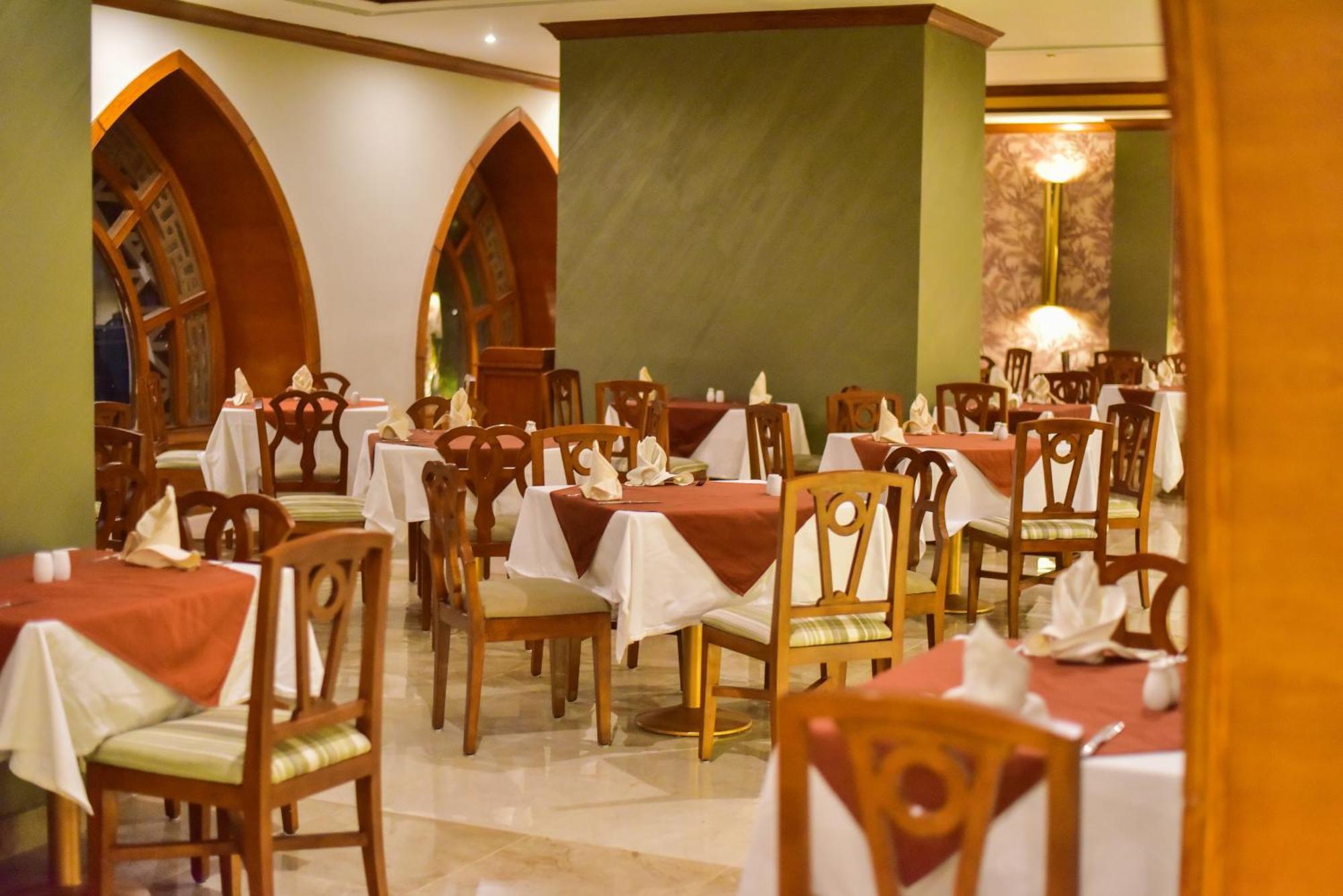 The Grand Hotel Sharm El Sheikh ภายนอก รูปภาพ Restaurant
